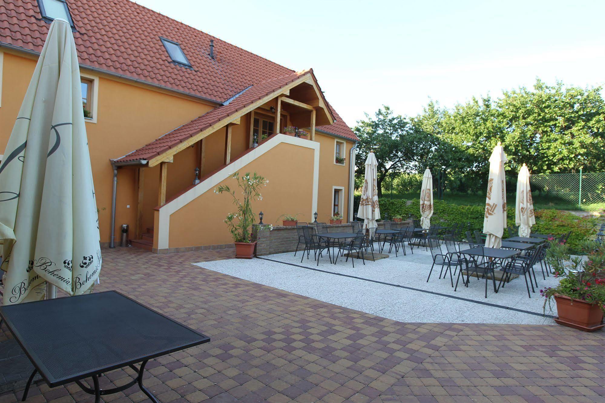 Hotel Pavlov Exterior foto